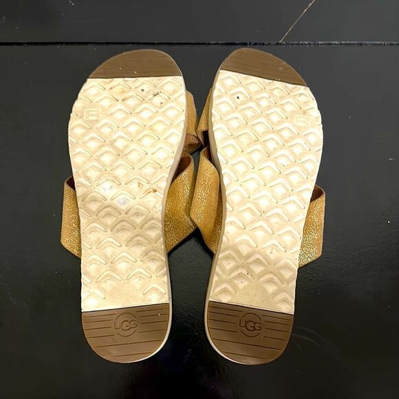 UGG Metallic Crisscross Strap Slip-on Sandals Sz 10 - Picture 7 of 7